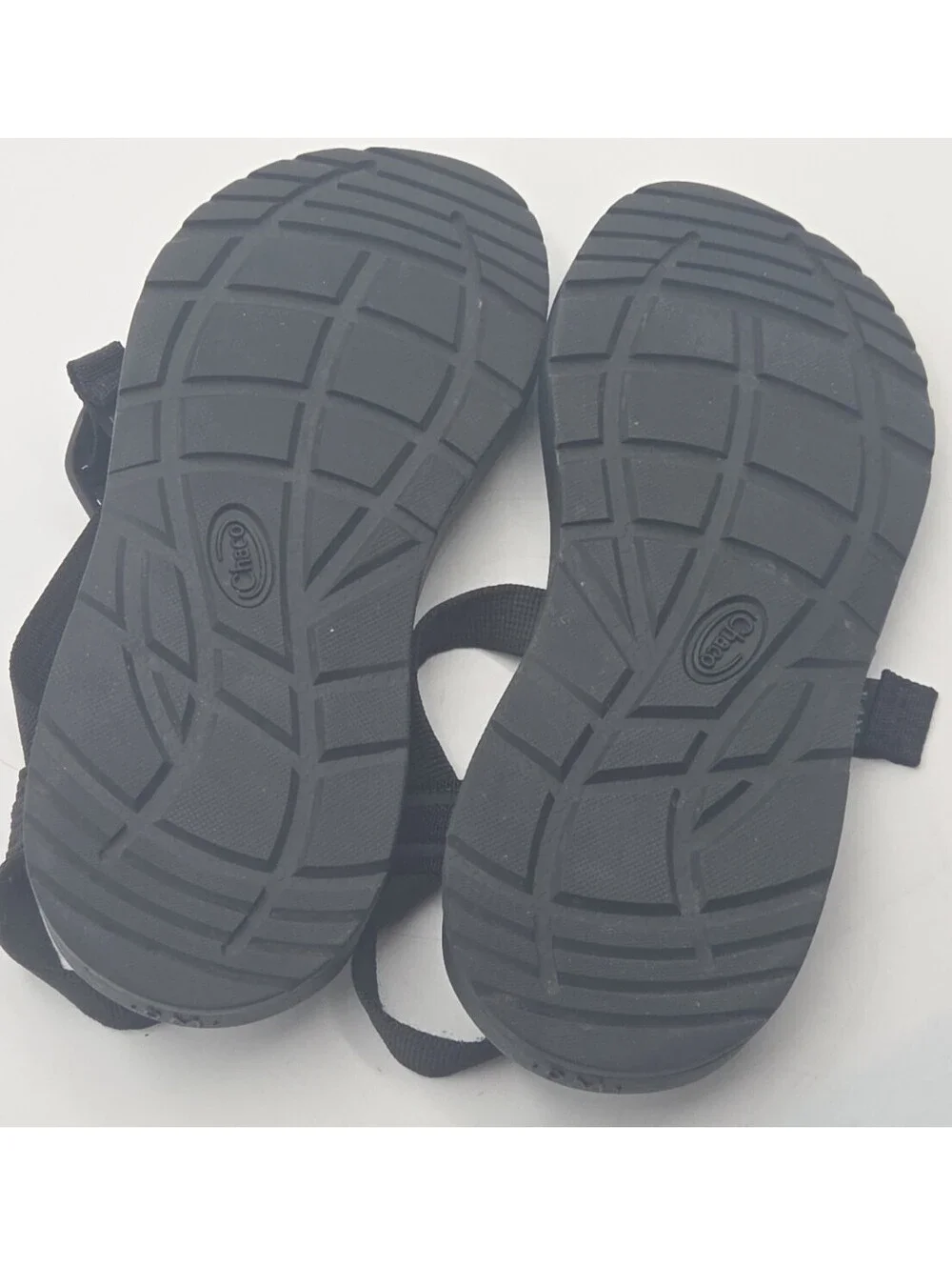 Chaco Bodhi Women's Size 6 Black Adjustable Toe Loop Hiking Sport Sandals